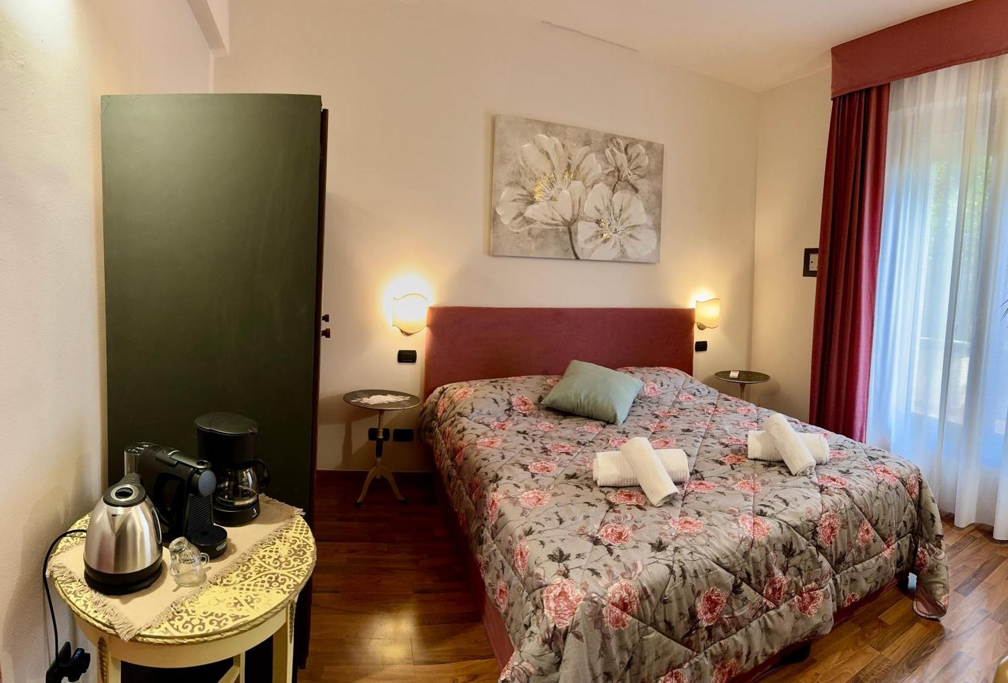 Welcome Traveller Frida'S Rooms Caprino Veronese Exteriör bild