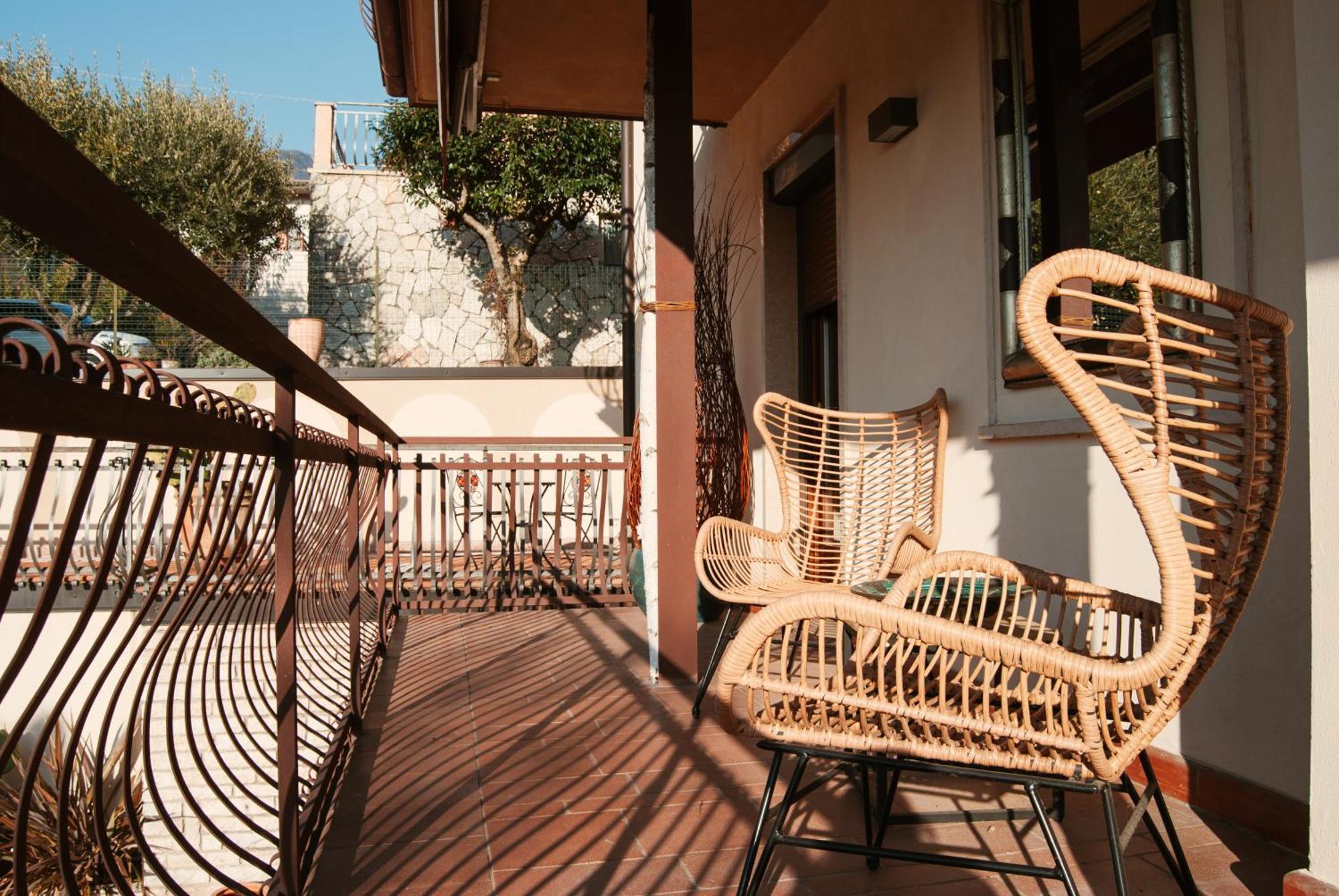 Welcome Traveller Frida'S Rooms Caprino Veronese Exteriör bild