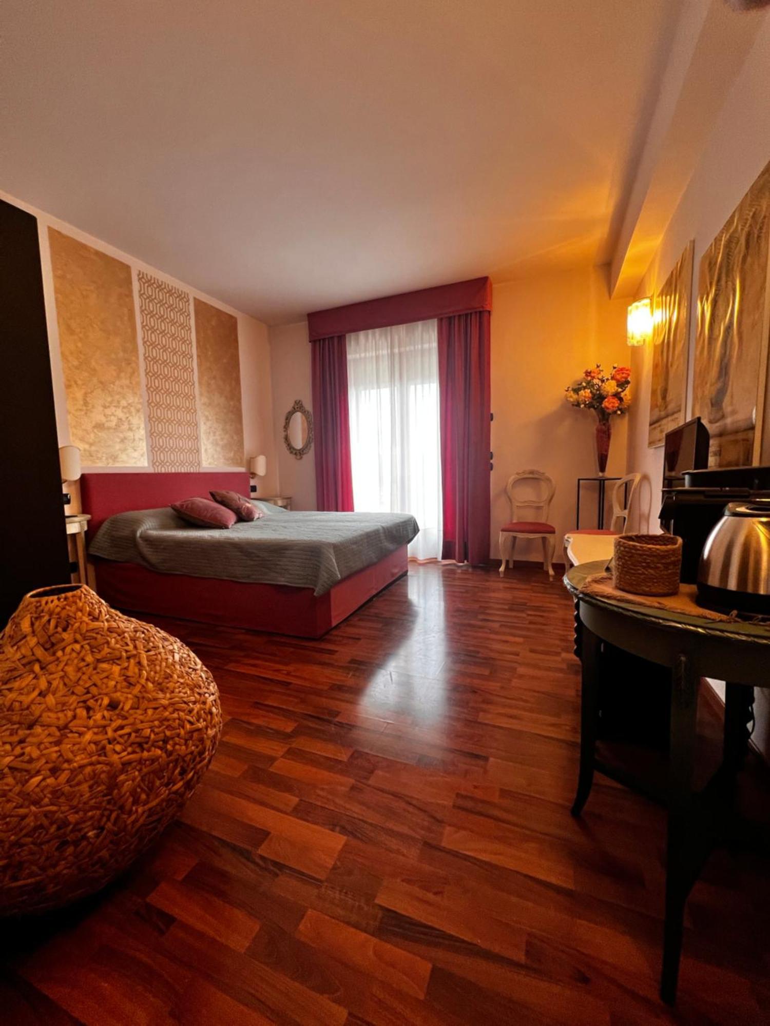 Welcome Traveller Frida'S Rooms Caprino Veronese Exteriör bild